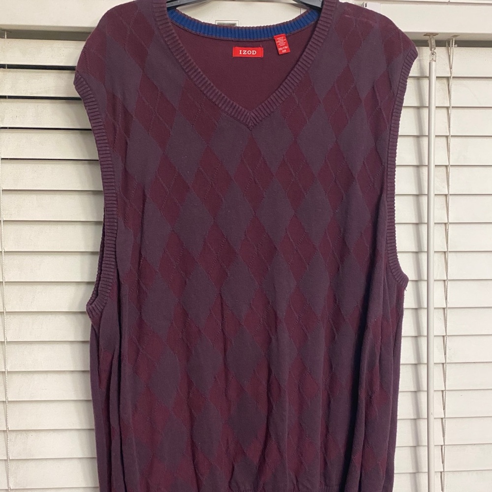 Men’s Izod Sweater Vest
